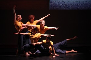 Group Motion Dance Company performing Lung-Ta