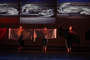 Group Motion Dance Company performing Lung-Ta